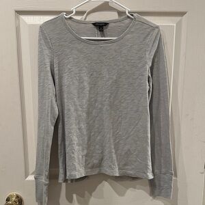Banana Republic Light Gray Long Sleeve Gap/Twist Back Tee
